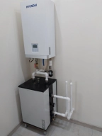 Instalare pompă de căldură Hyundai pentru încălzire cu calorifere și pardoseală Instalare pompă de căldură Hyundai pentru încălzire cu calorifere și pardoseală