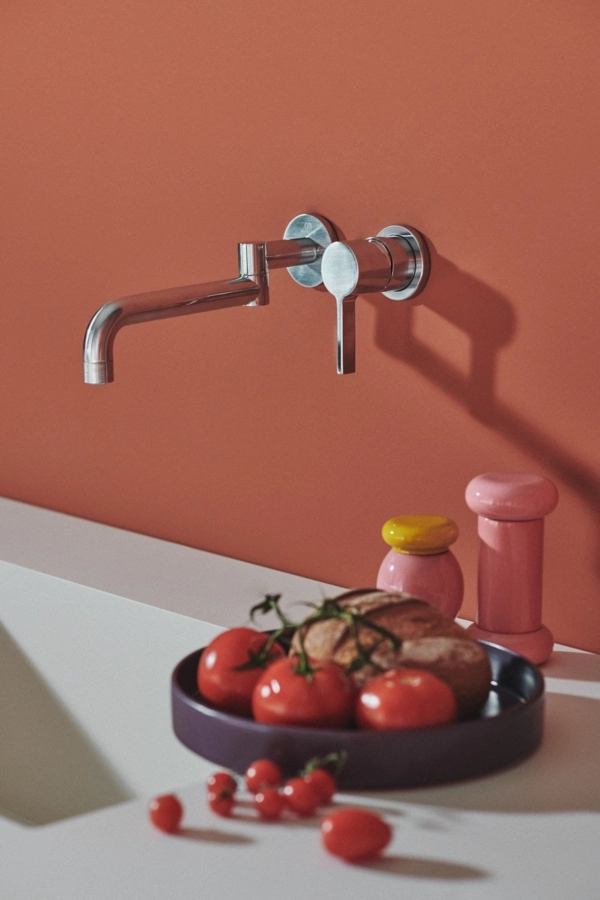 Смеситель кухонный настенный Ideal Standard Gusto BD426AA