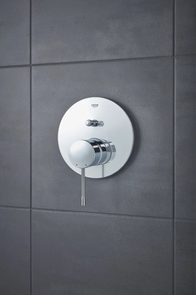 Baterie duș încastrată 2 cai Grohe Essence 24058001/24167001
