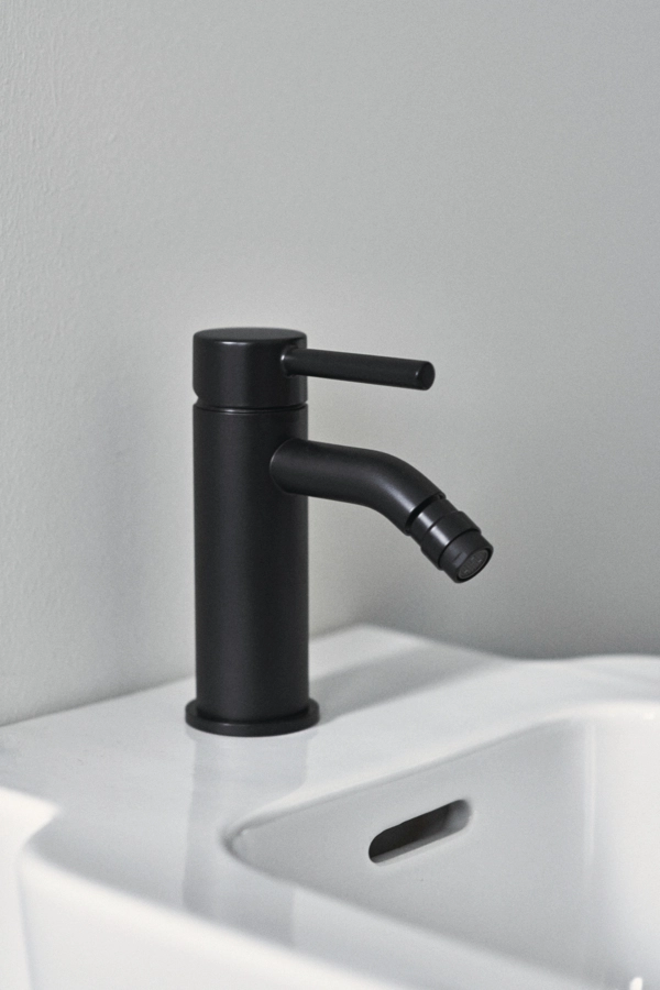 Смеситель для биде Ideal Standard Ceraline Black — вид 3