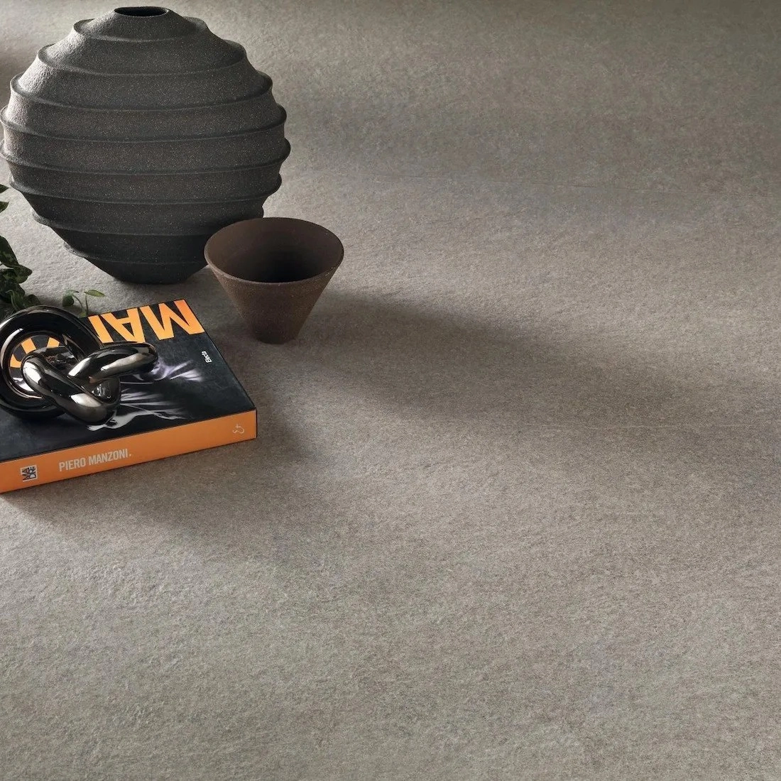 Gresie Boost Mineral Grey 60x60 Grip Sensitech — vedere 2